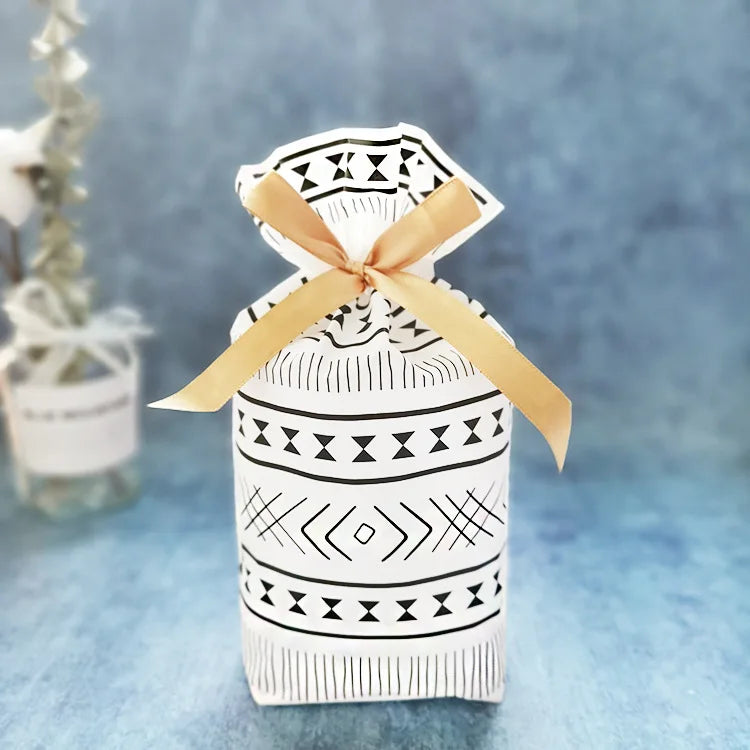 50 PCS/100 PCS Christmas gift bag holiday decoration bag candy cookie snack bag for packaging food drawstring bundle pocket