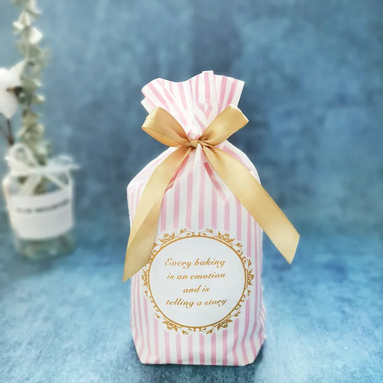 50 PCS/100 PCS Christmas gift bag holiday decoration bag candy cookie snack bag for packaging food drawstring bundle pocket