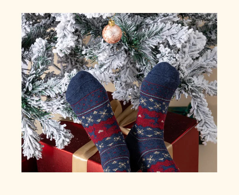 New Boxed Christmas Socks, New Autumn and Winter Women's Warm Wool Socks, Cute Medium Tube Elk Women's Socks