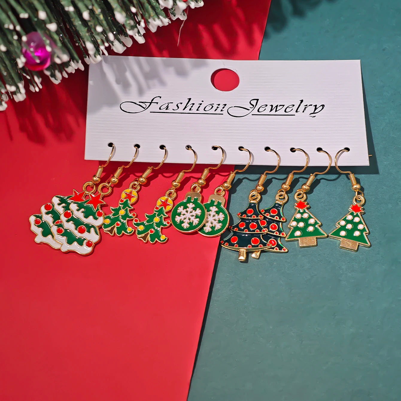 Cross-Border Fashion New Arrival Santa Claus, Reindeer, Christmas Tree and Moon Earrings Cute Cartoon Christmas Earrings Set