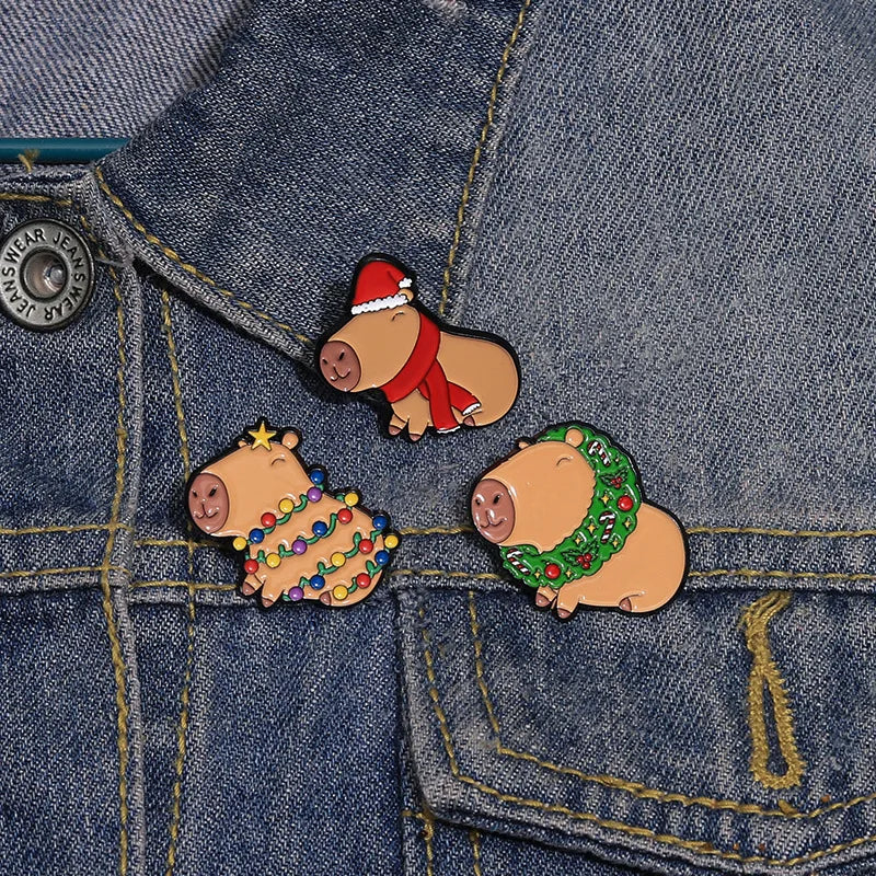 Exquisite Christmas Enamel cute Cartoon Brooches Pins lovely Animal Badges Clothing Accessories Fashion Jewelry Christmas Gifts