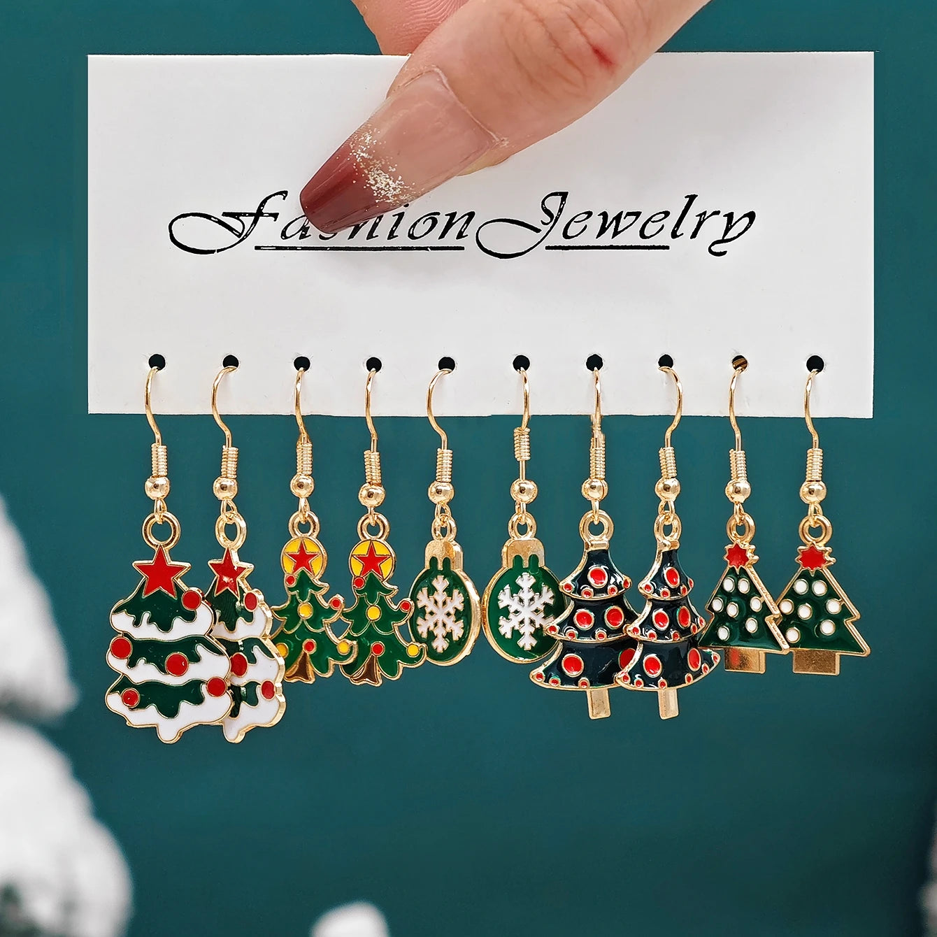 Cross-Border Fashion New Arrival Santa Claus, Reindeer, Christmas Tree and Moon Earrings Cute Cartoon Christmas Earrings Set