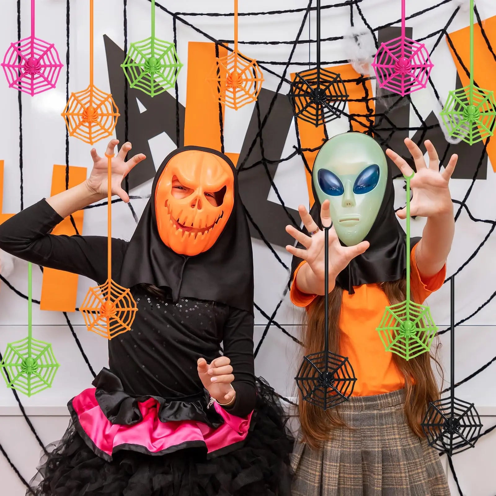 12-100pcs Halloween Cobweb Sticky Hands Toys Spider Web Sticky for Kids Goodie Bag Stuffers for Halloween Party Favor Supply