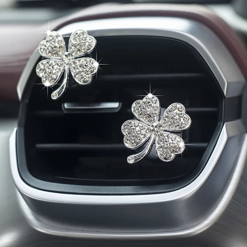 2 pcs  Car Aromatherapy Four-leaf Flashing Grass Interior Fragrance Decoration  Air Conditioner Vent Personalized Accessories