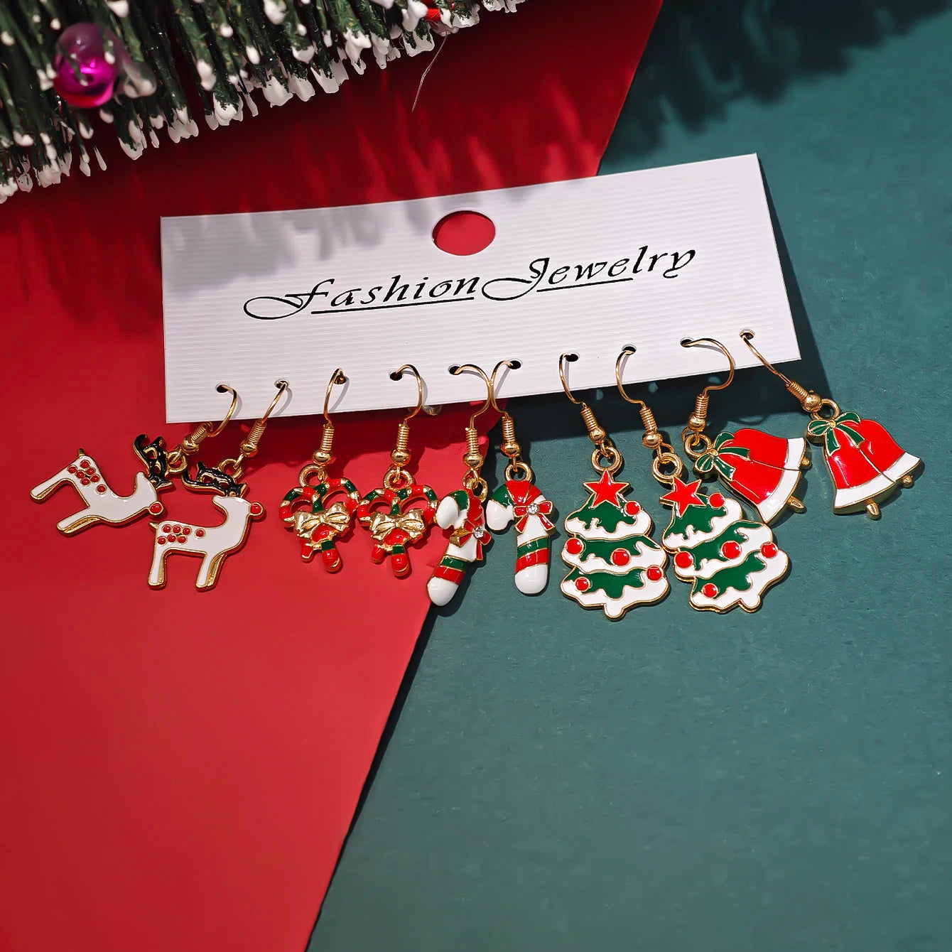 Cross-Border Fashion New Arrival Santa Claus, Reindeer, Christmas Tree and Moon Earrings Cute Cartoon Christmas Earrings Set