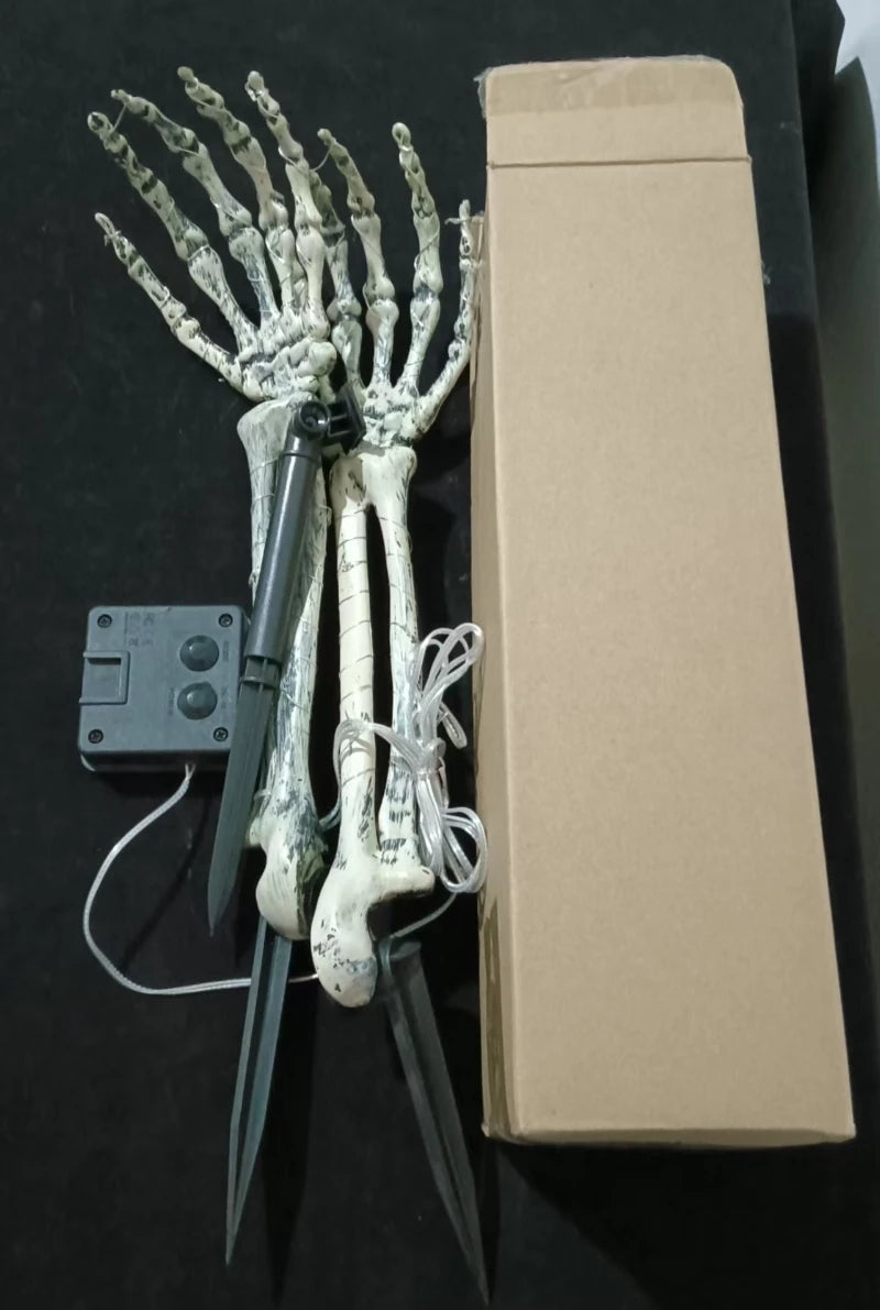 2PC Solar Powered Ghost Hand Ground Plug-in Stake Light Outdoor Waterproof LED Garden Light Horror Decoration Lamp For Halloween